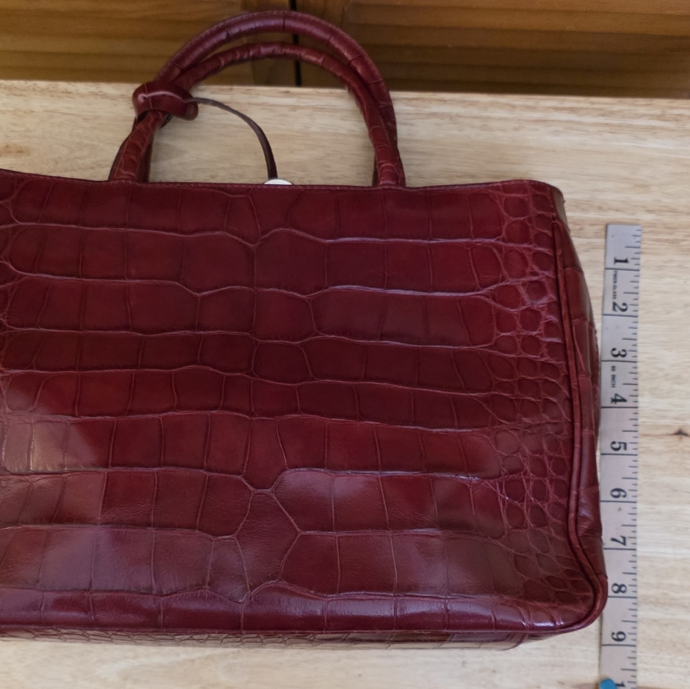 EUC Furla Burgundy Croc-Embossed Italian Leather Tote/Crossbody Bag - Picture 11 of 11